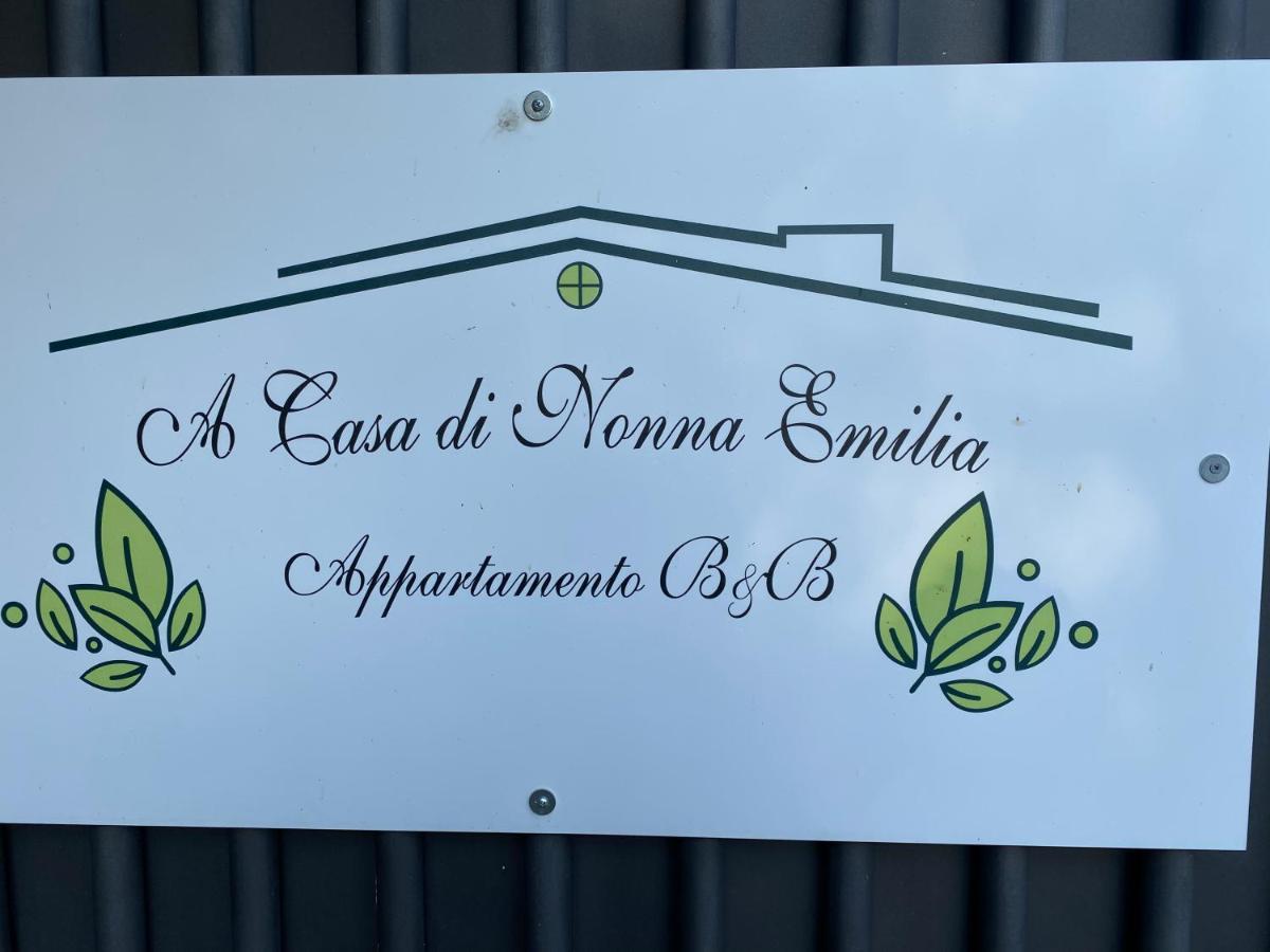 A Casa Di Nonna Emilia Bed & Breakfast Campagna Eksteriør bilde